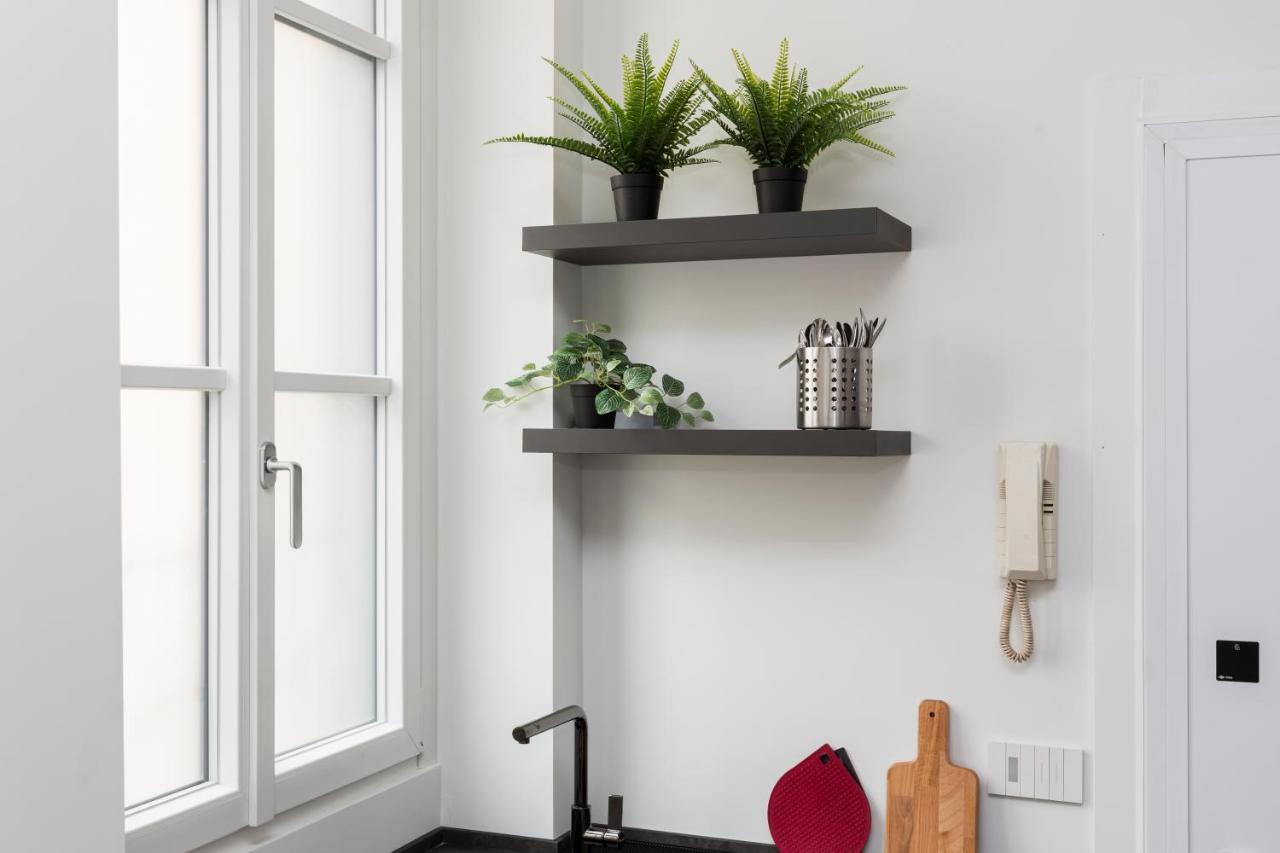Ferienwohnung Nest For 2 In Milan Fashion District Via S Cecilia Exterior foto